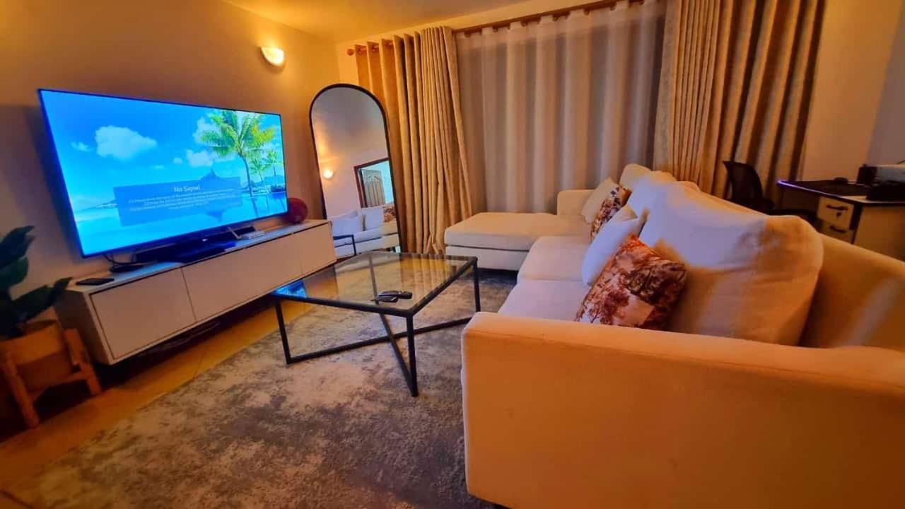 The 1bedroom In Rosslyn Ruaka Apartment *