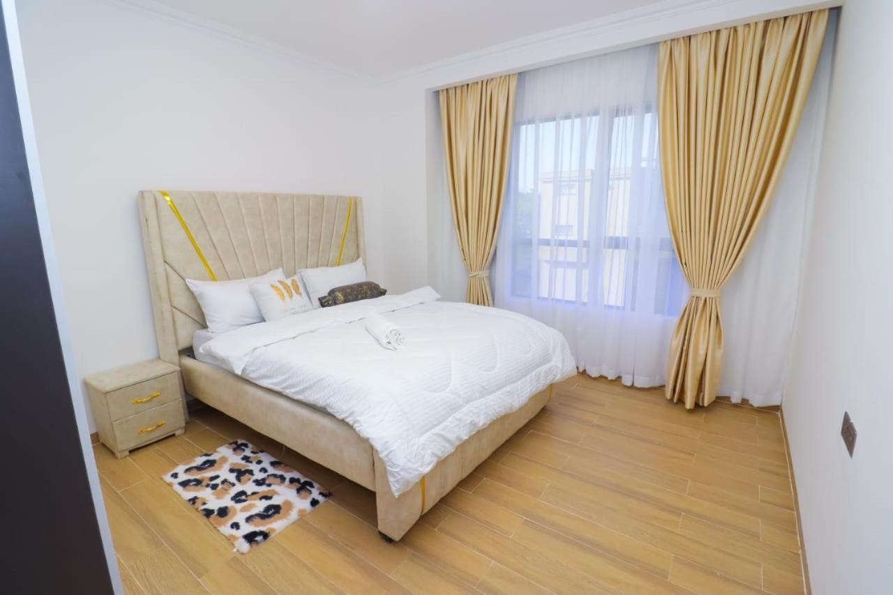 Marina Bay Apartment