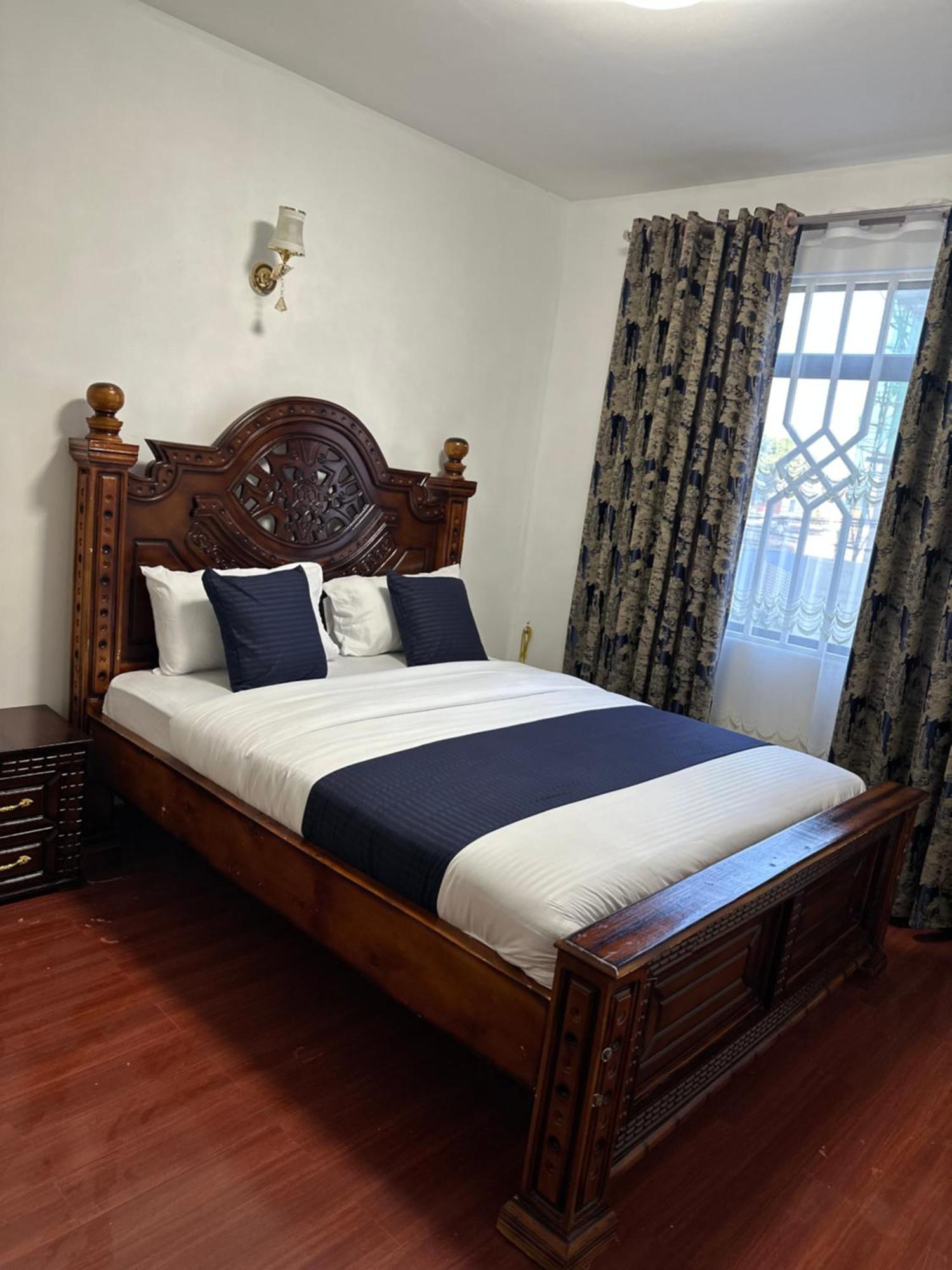 4 Bedrooms Luxurious *