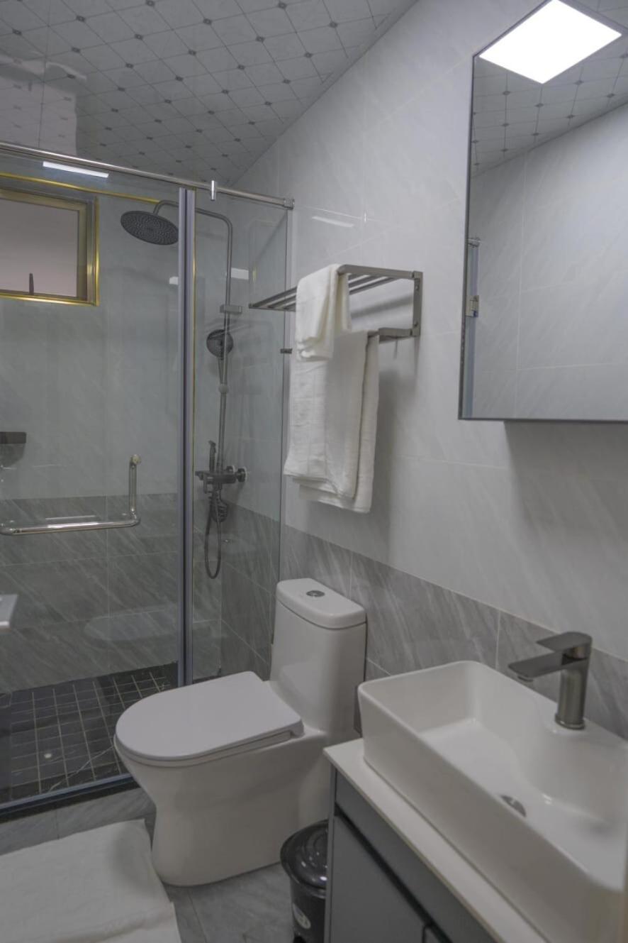 L2 Homes With Breathtaking Views *