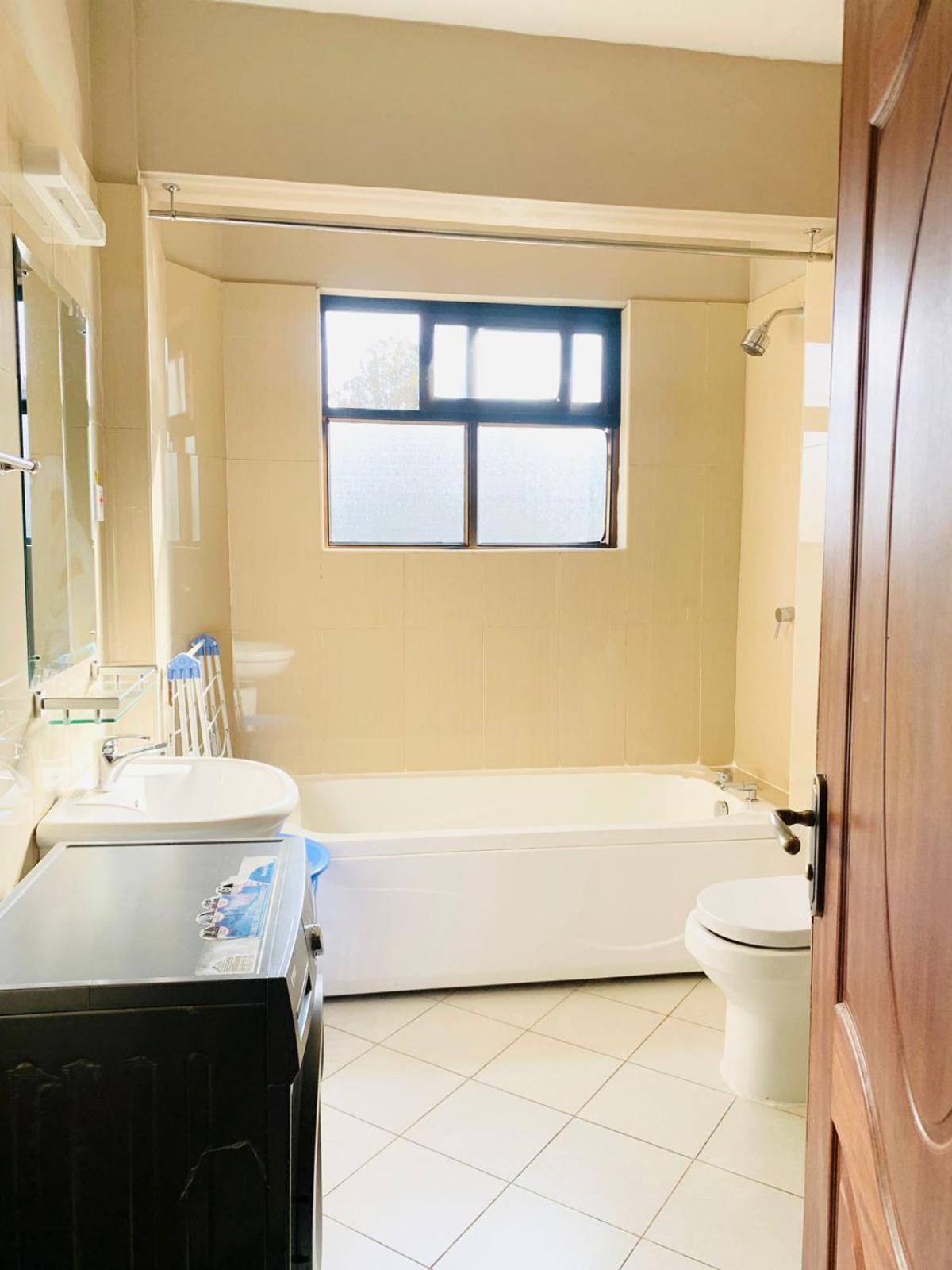Emilia Two Bedroom In Kileleshwa * Nairobi