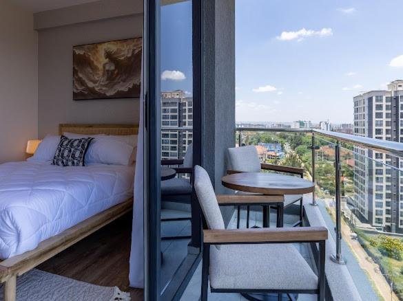 Chic-luxe Flat On 11th Floor Apartment