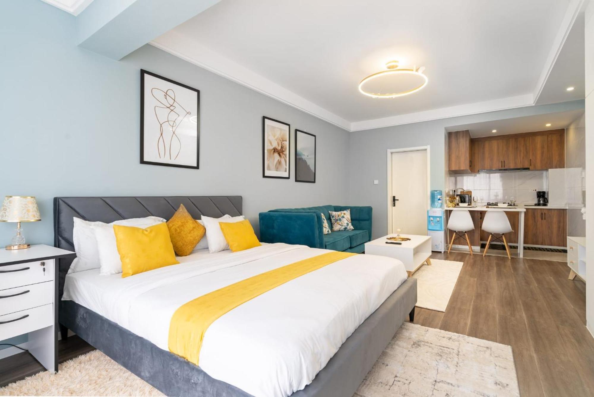 Apartment Luxury Haven With Pool,gym And Markt