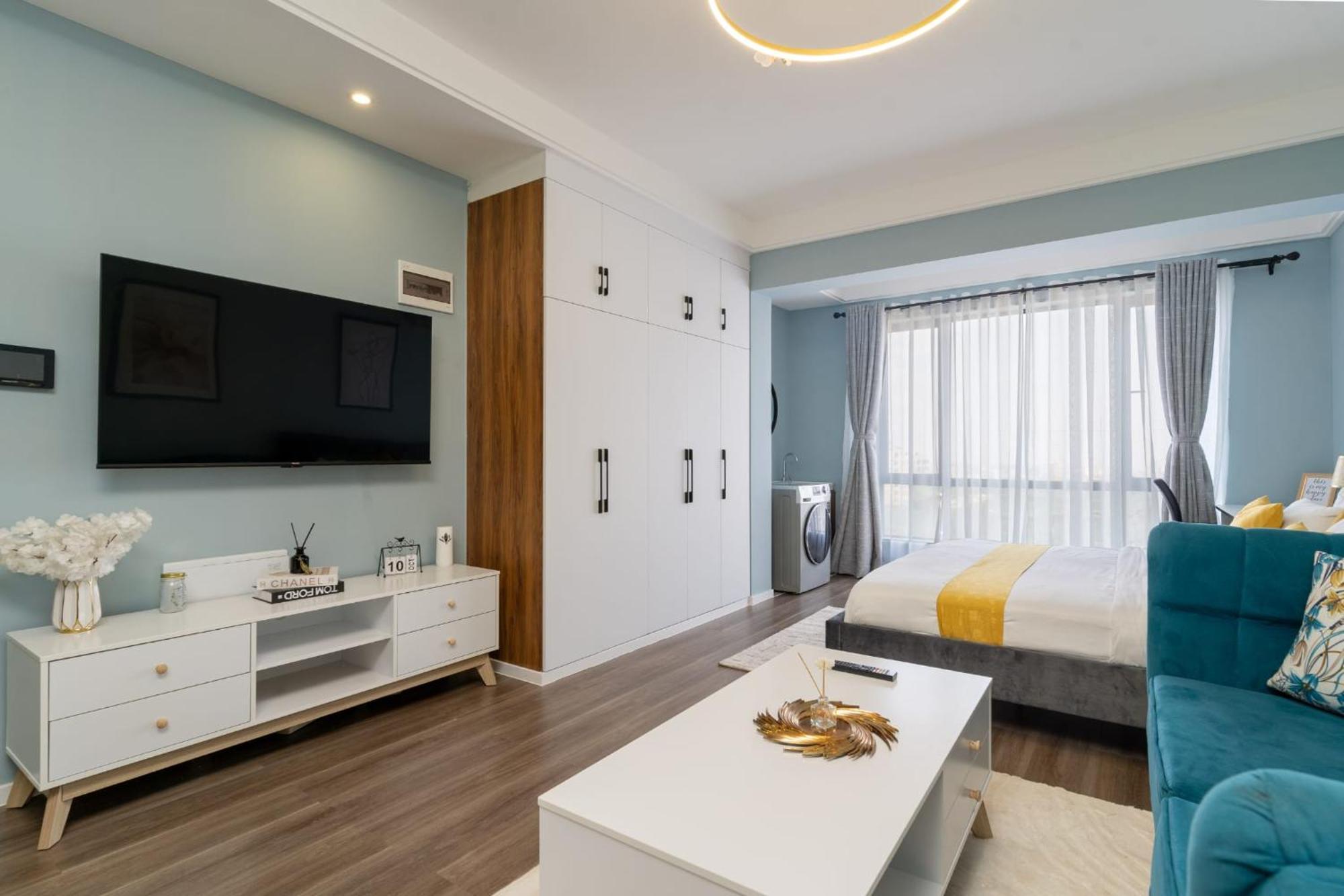Apartment Luxury Haven With Pool,gym And Markt