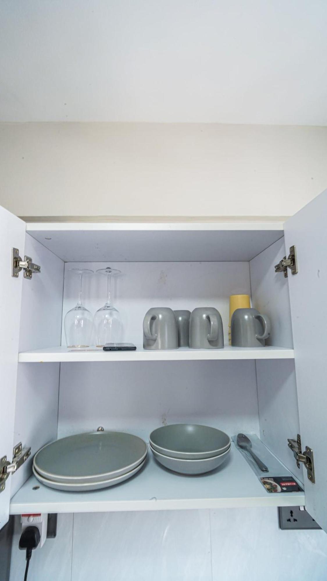 Luxury Urban Escape In Kilimani , Workspace * Nairobi