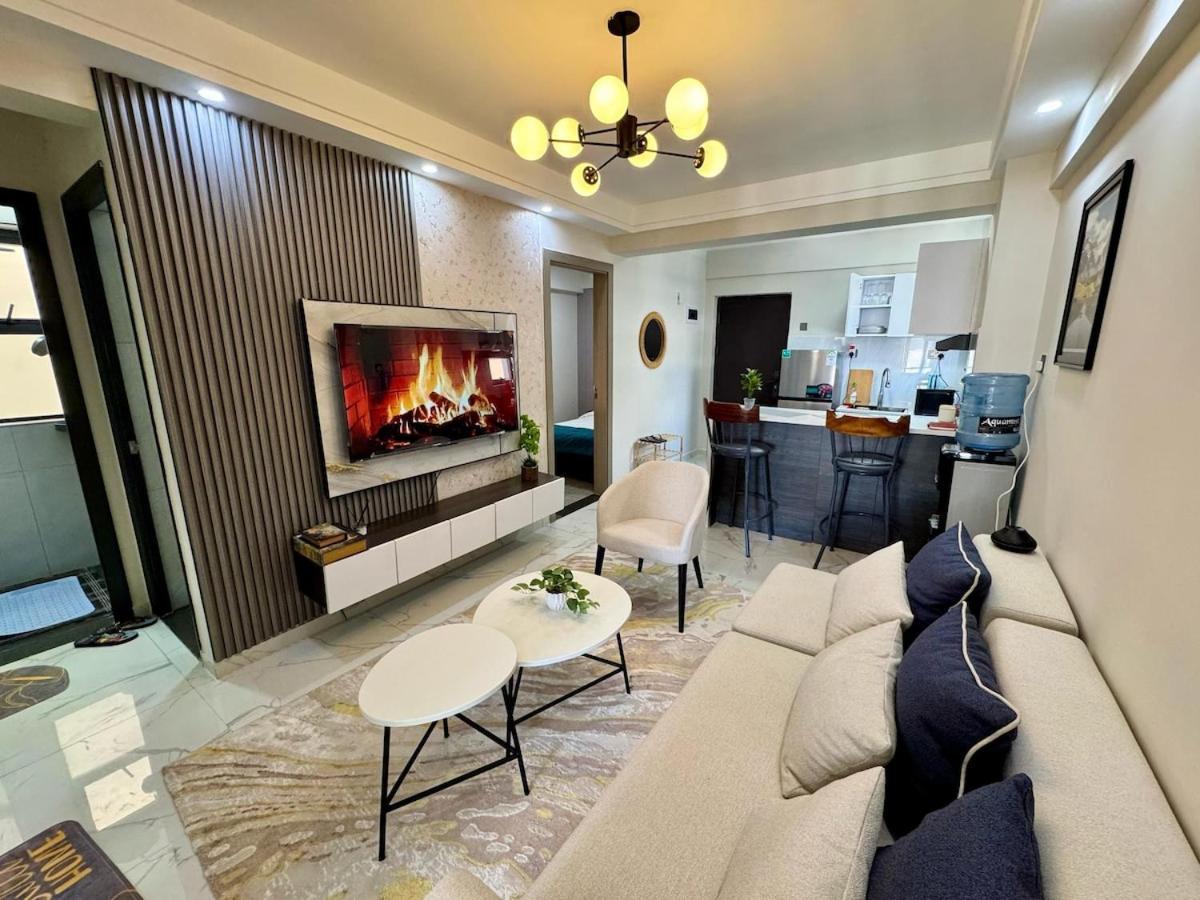 Luxury Urban Escape In Kilimani , Workspace