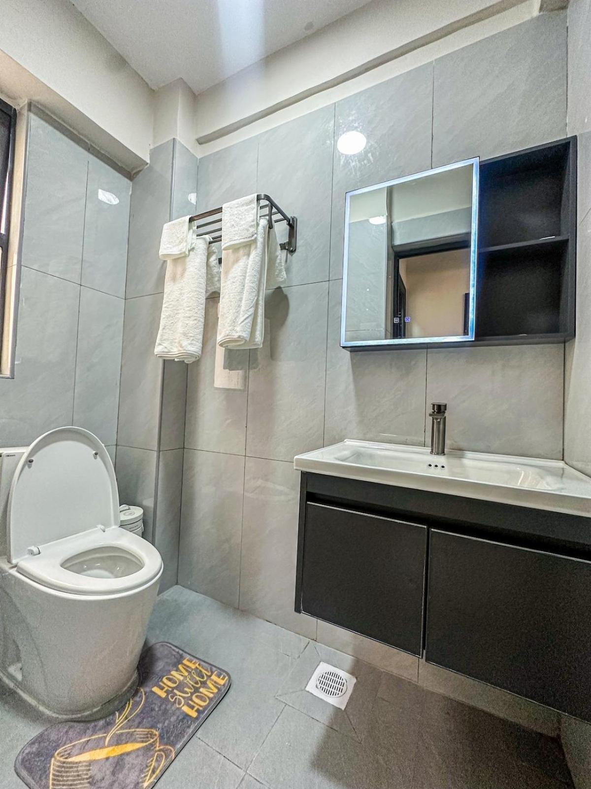 Luxury Urban Escape In Kilimani , Workspace