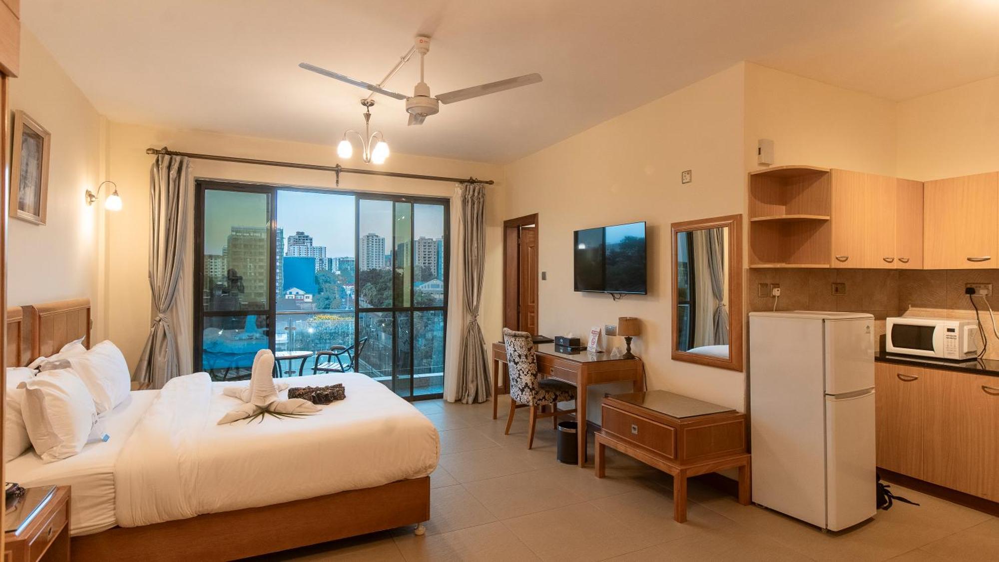 Lotos & Suites, Hotel 4*