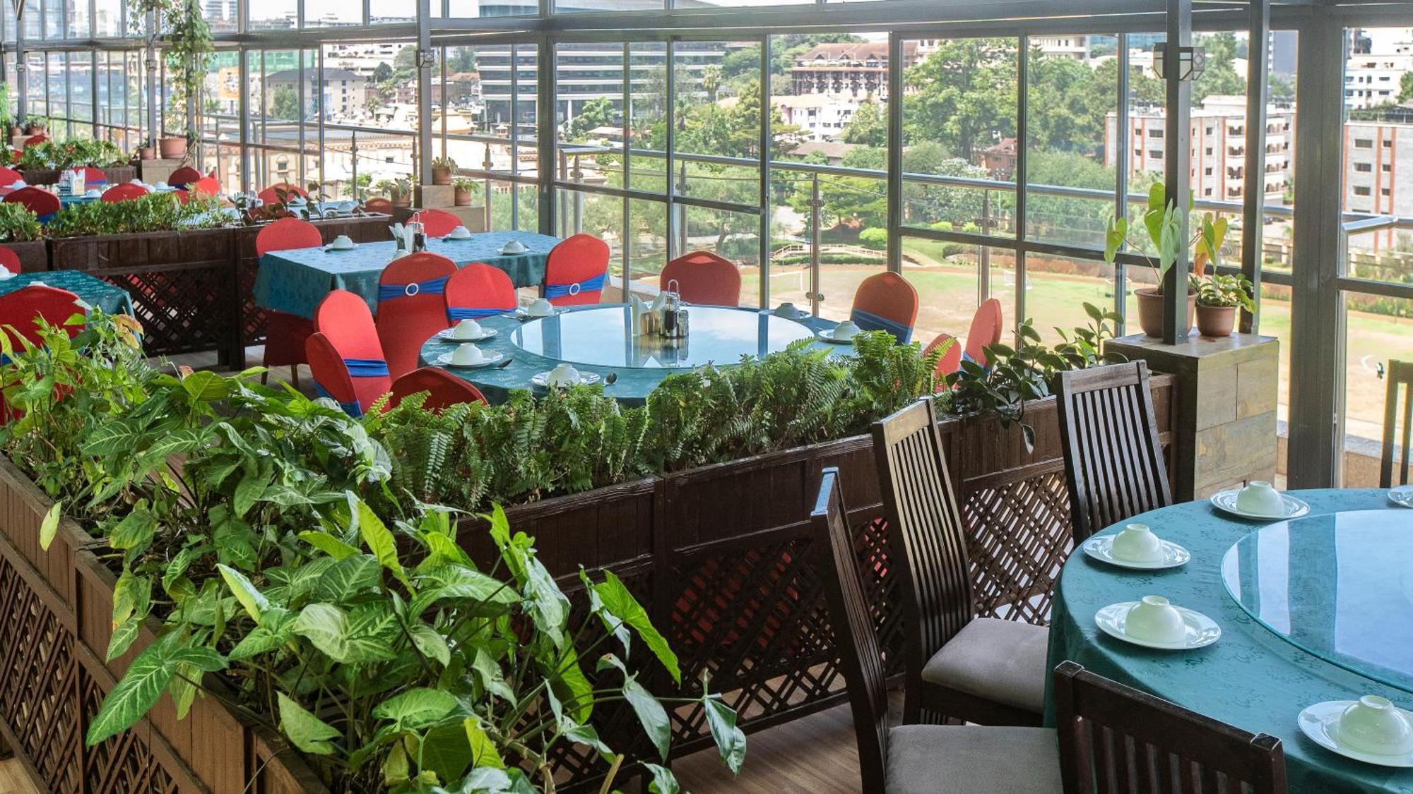 Lotos & Suites, Hotel 4*