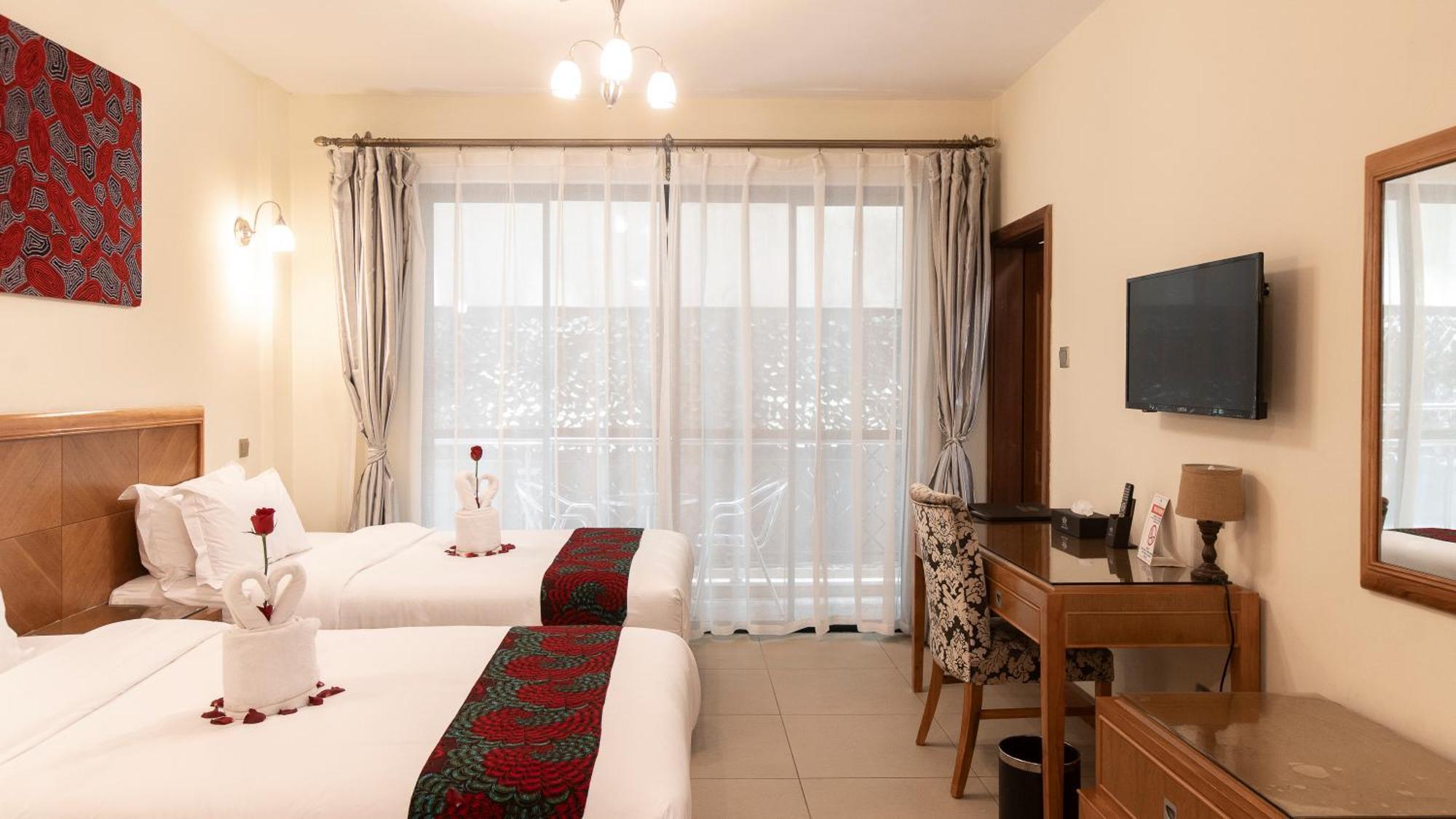 Lotos & Suites, Hotel