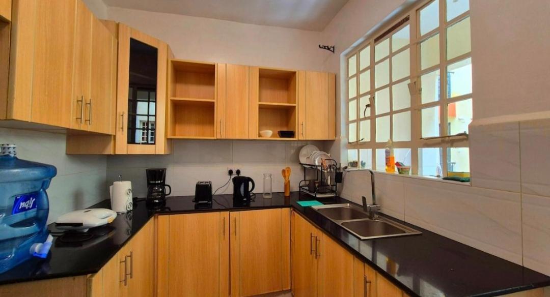 Apartment Rossyln Close To Village Market, Un And Two Rivers Mall Nairobi