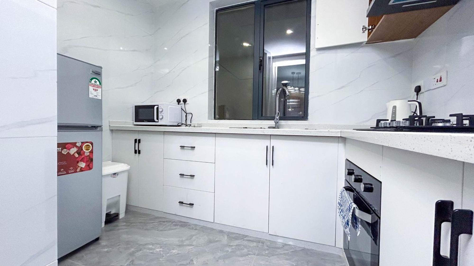 Apartment Alba Serviced With Balcony & Pool,