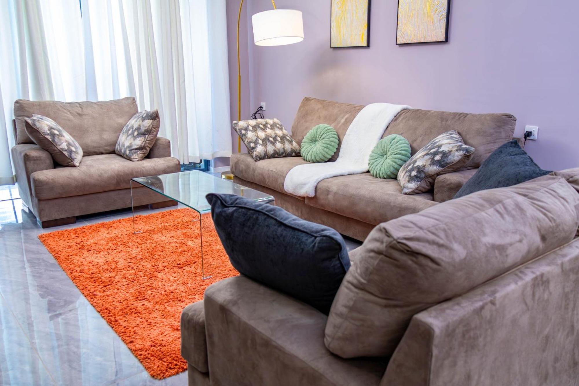 Apartment Alba Serviced With Balcony & Pool,