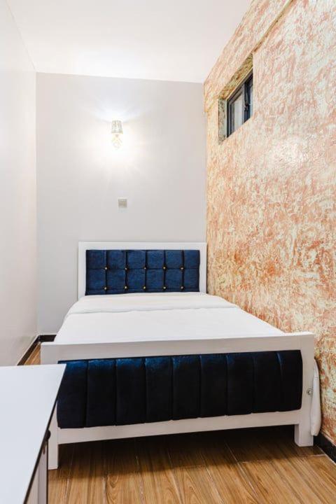 Apartment Modern Chic Near Yaya Centre Nairobi