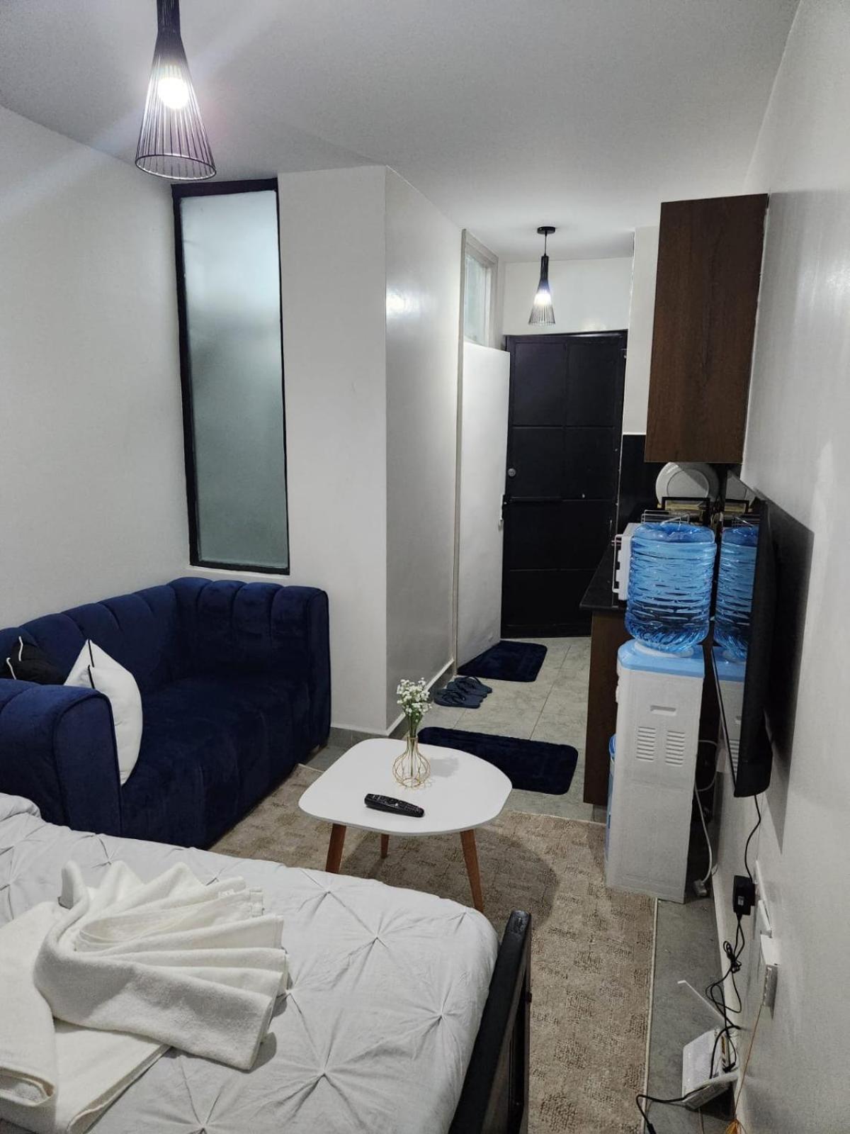 Comfort And Charm Homes Apartment