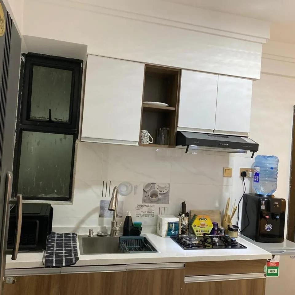Apartment In Lavington Kilimani Valley Heights On The 13th Floor With Washing Machine Nairobi