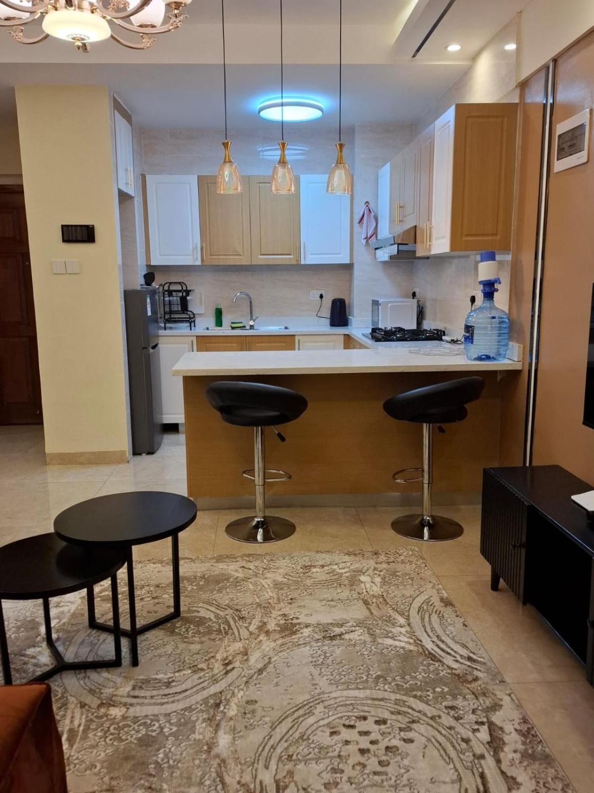 Apartment 1 Bedroom, Perfect For Business Travelers, 3-tos, Enzi Heights Apartments, Nextgen Mall