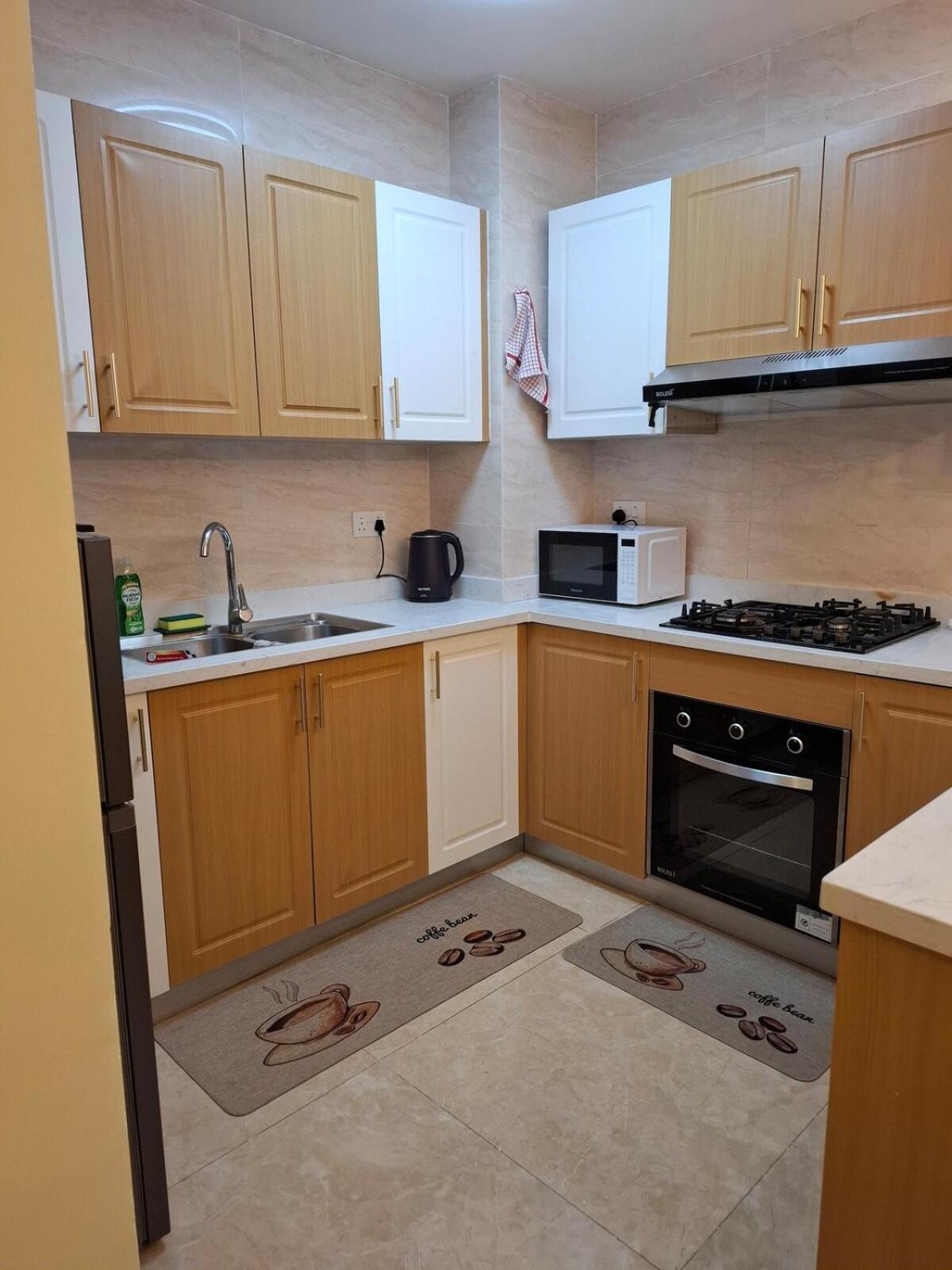 1 Bedroom, Perfect For Business Travelers, 3-tos, Enzi Heights Apartments, Nextgen Mall *