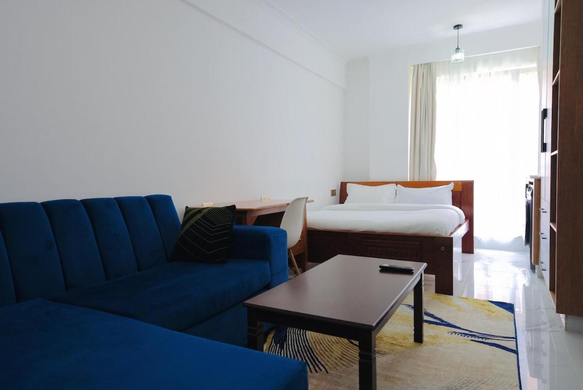 Opulent Haven In Kilimani, Yaya Center With A Gym Apartment Nairobi