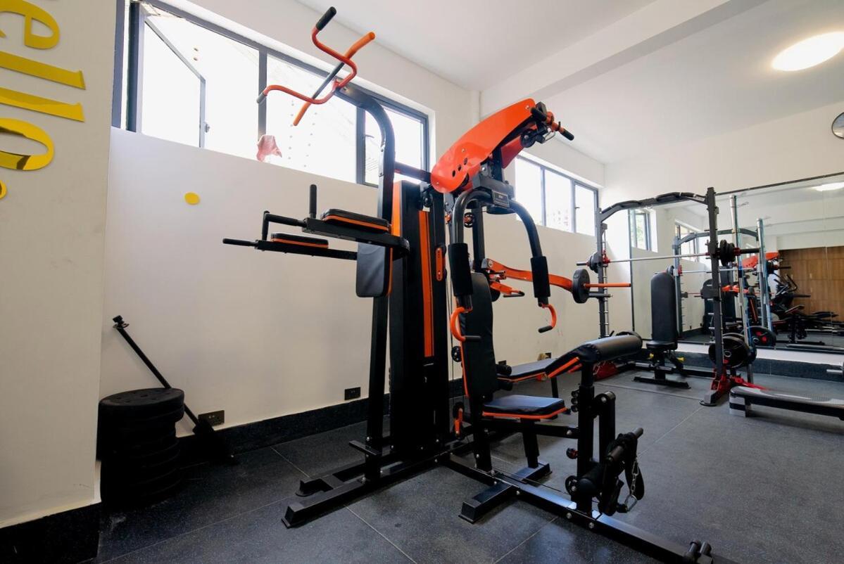 Opulent Haven In Kilimani, Yaya Center With A Gym Apartment Nairobi