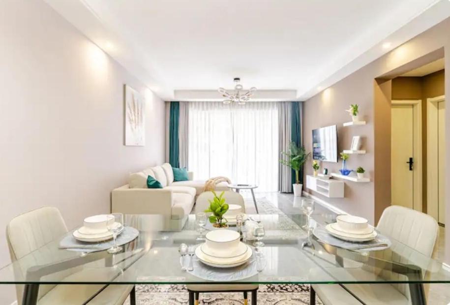 Mims Spacious Haven Apartment