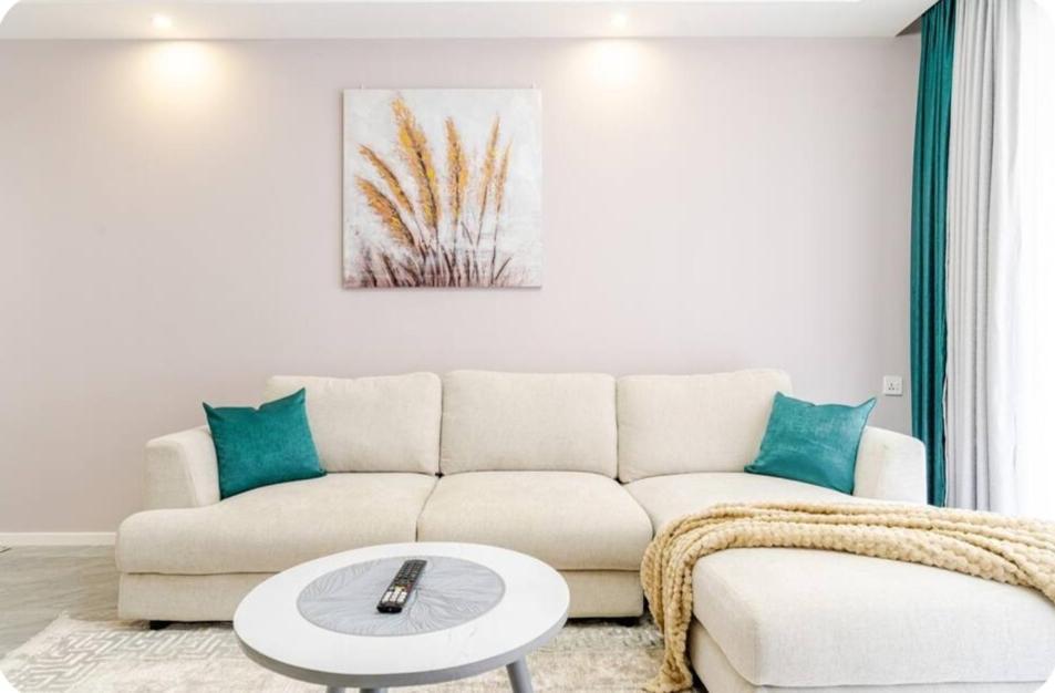 Mims Spacious Haven Apartment