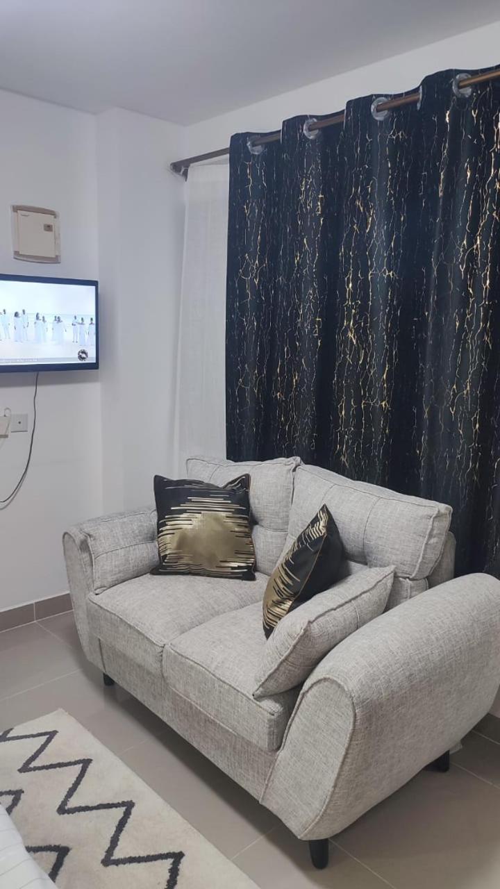 Ln West Stadeview Apartment *