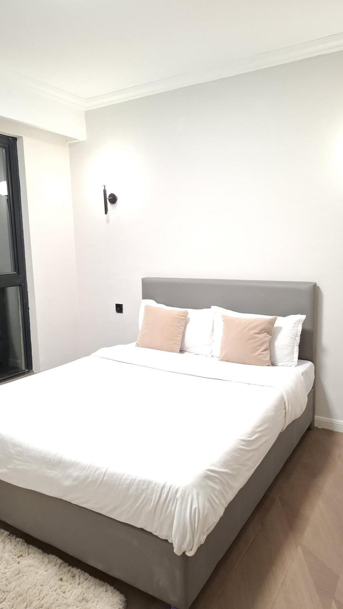 Aziza Luxury Homes *