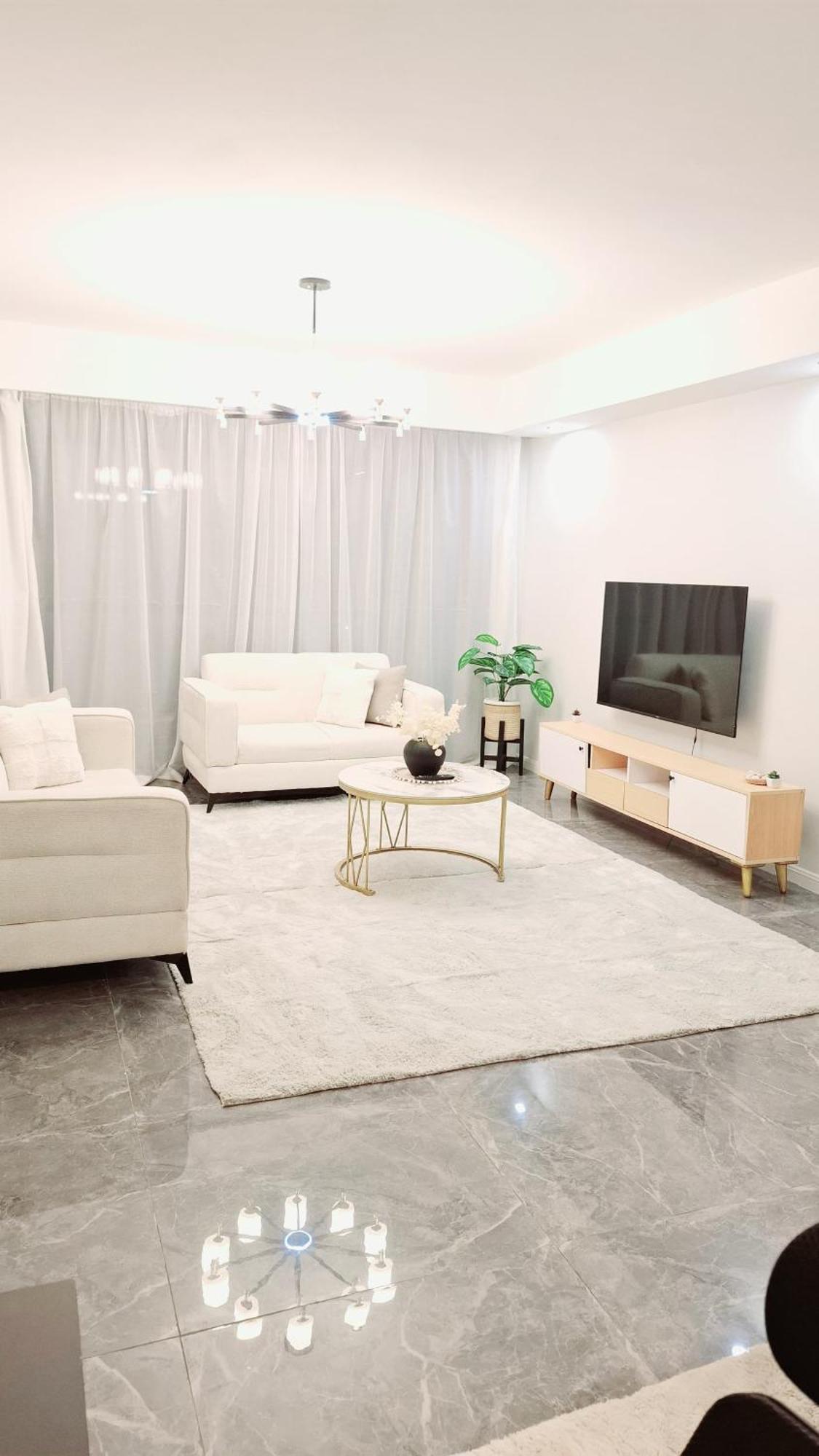 Aziza Luxury Homes Apartment *