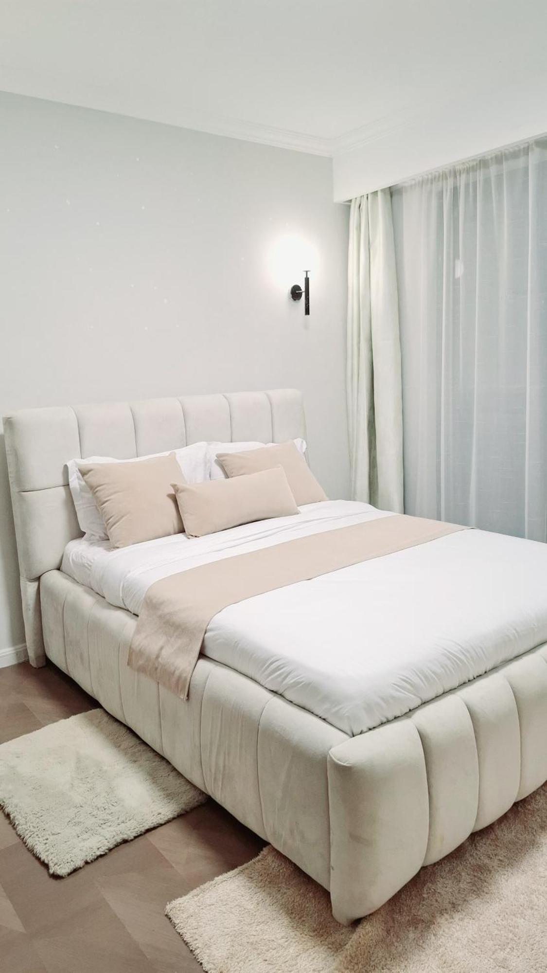 Aziza Luxury Homes *