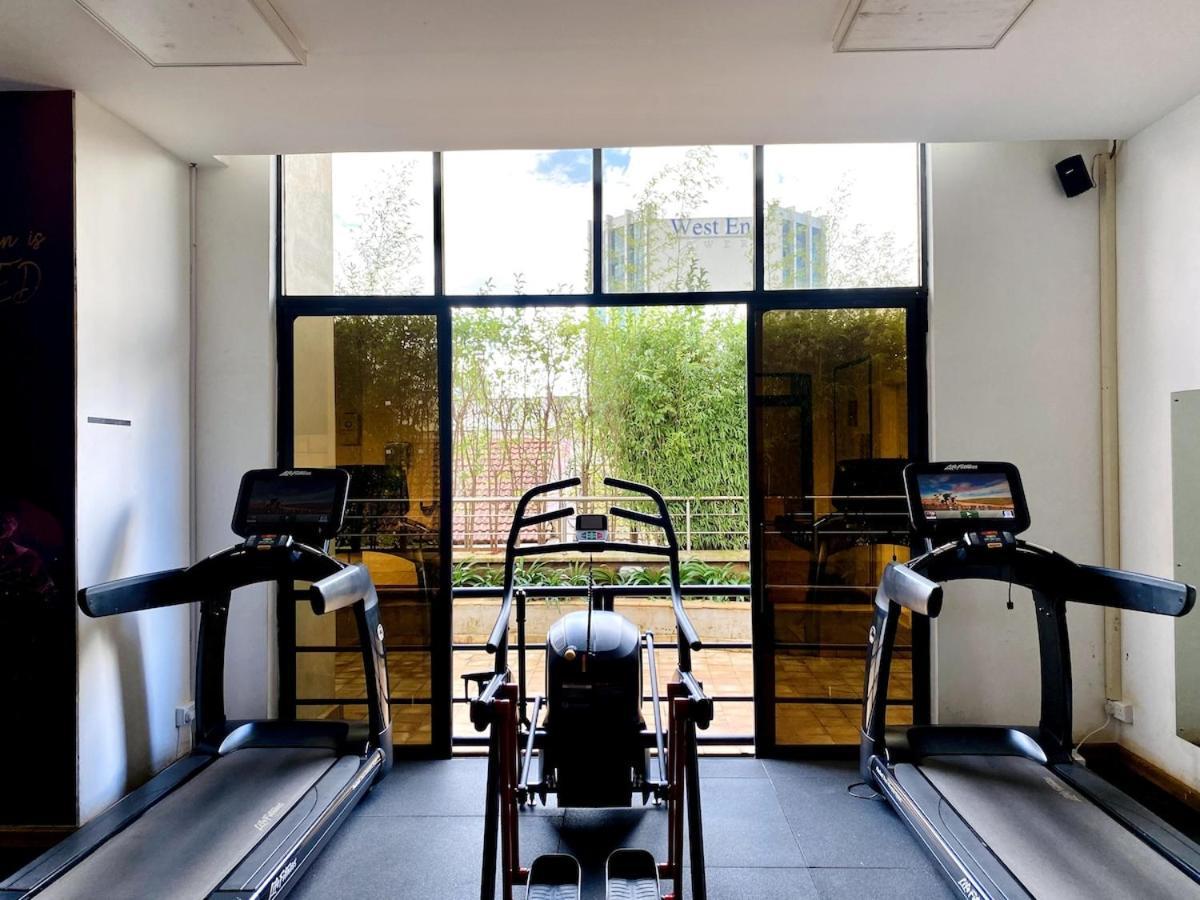 Chic 2-bedroom With Pool And Gym Apartment Nairobi