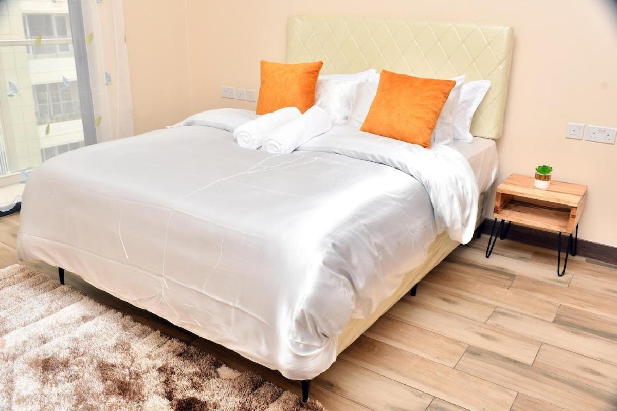 Apartment Spacious With View, Gym & Pool - Kilimani Nairobi
