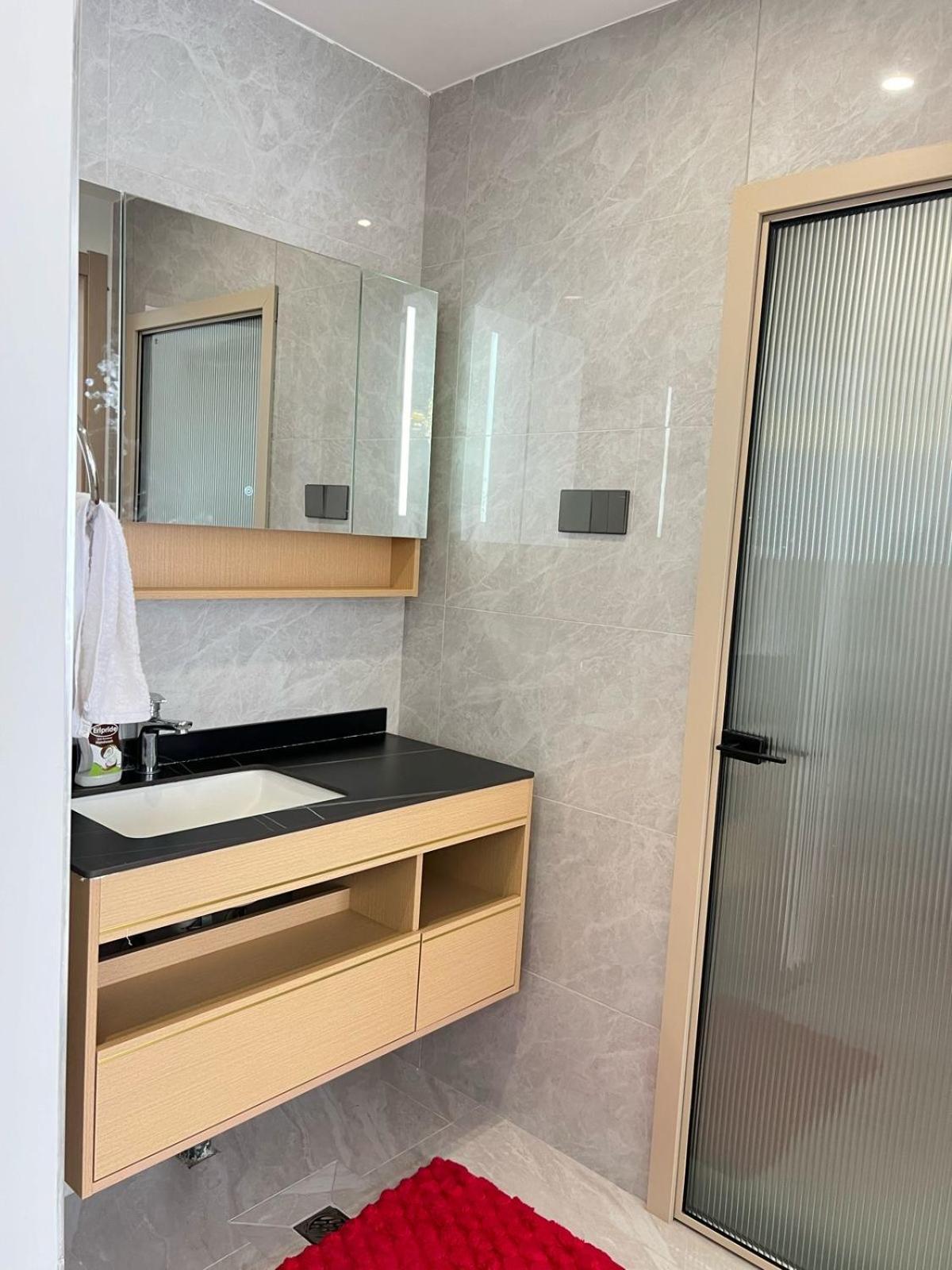 Leshwa Cozy 1 Bed Indoor Heated Pool Apartment *