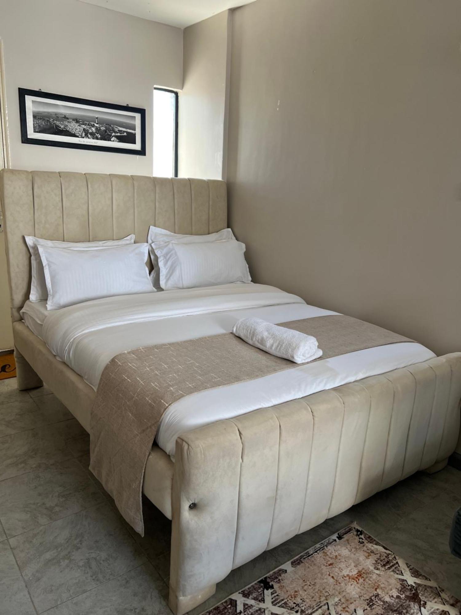 Tsavo Apartment