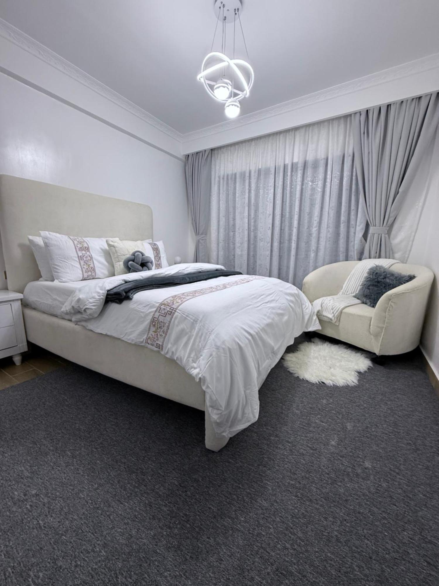 Trendy Luxe 1br With Spacious Living Apartment Nairobi