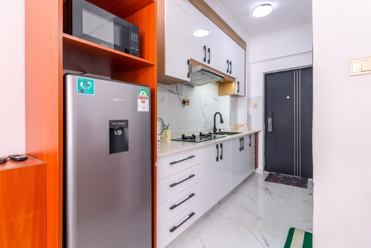 Cosy Netflix And W Machine * Nairobi