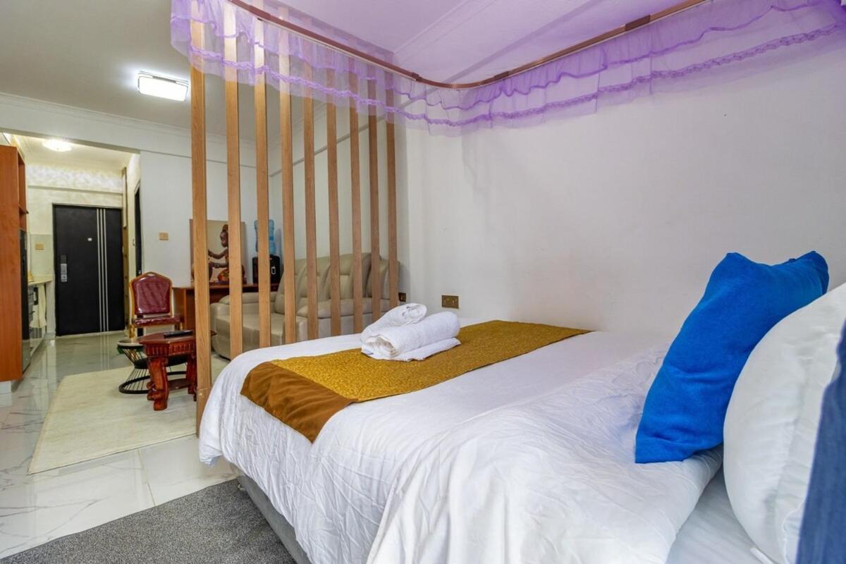Cosy Netflix And W Machine Nairobi