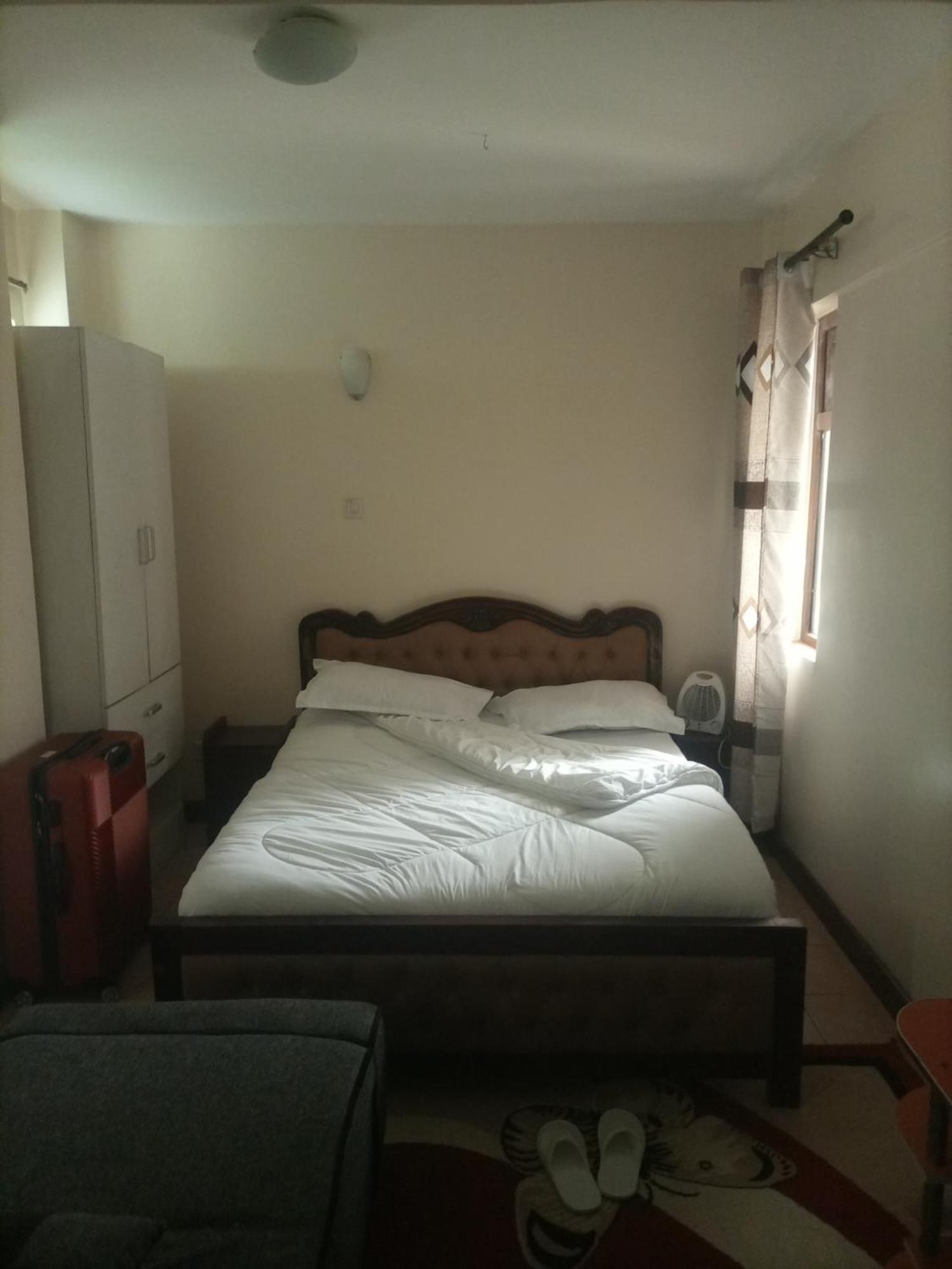 Apartment Executive