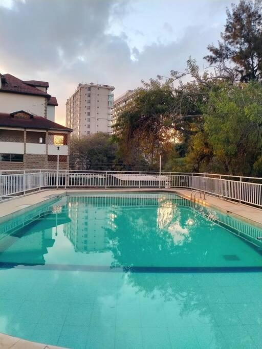 Juani Kilimani. * Nairobi