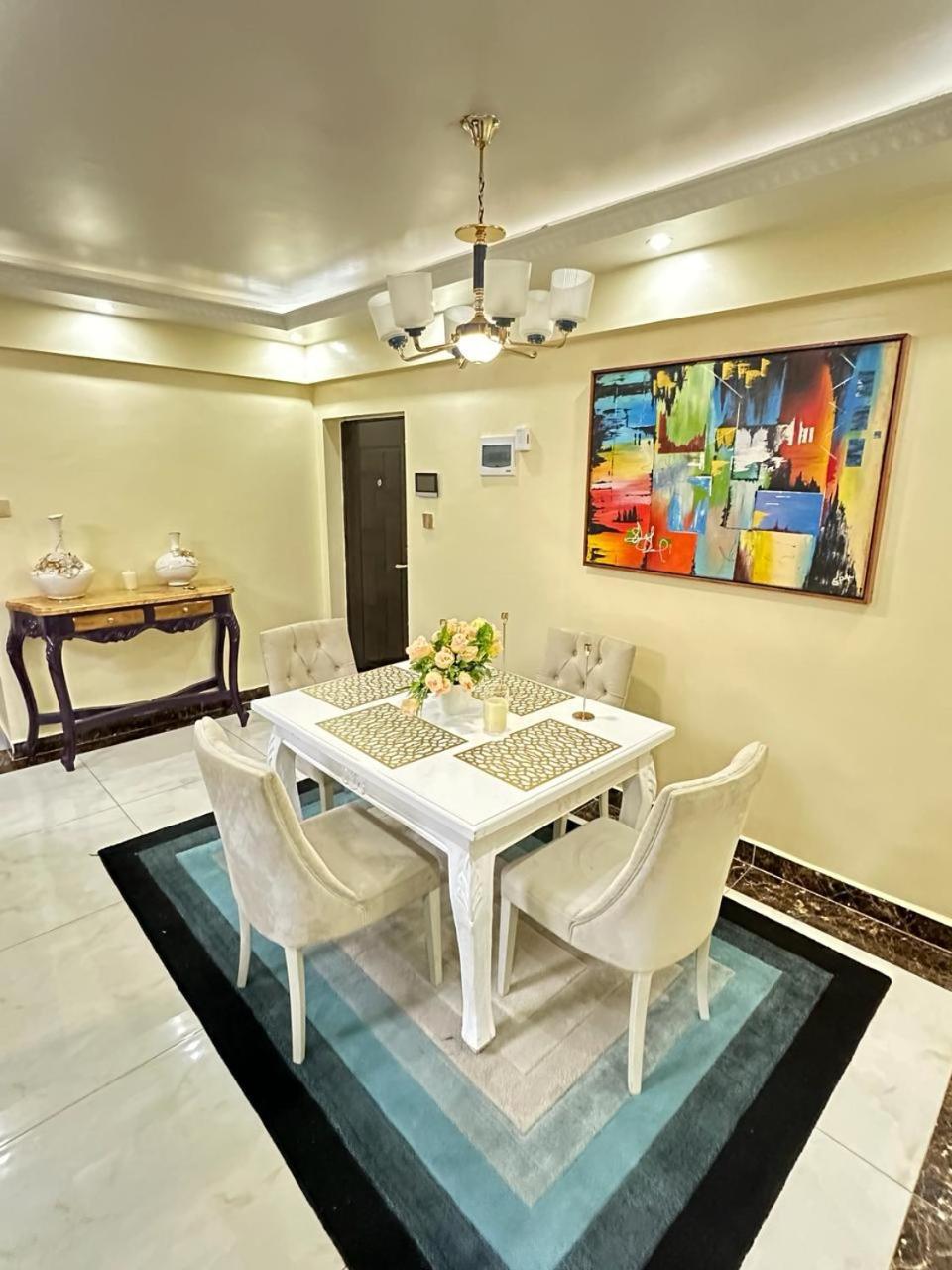 Luxury Two Bedroom In Kilimani * Nairobi