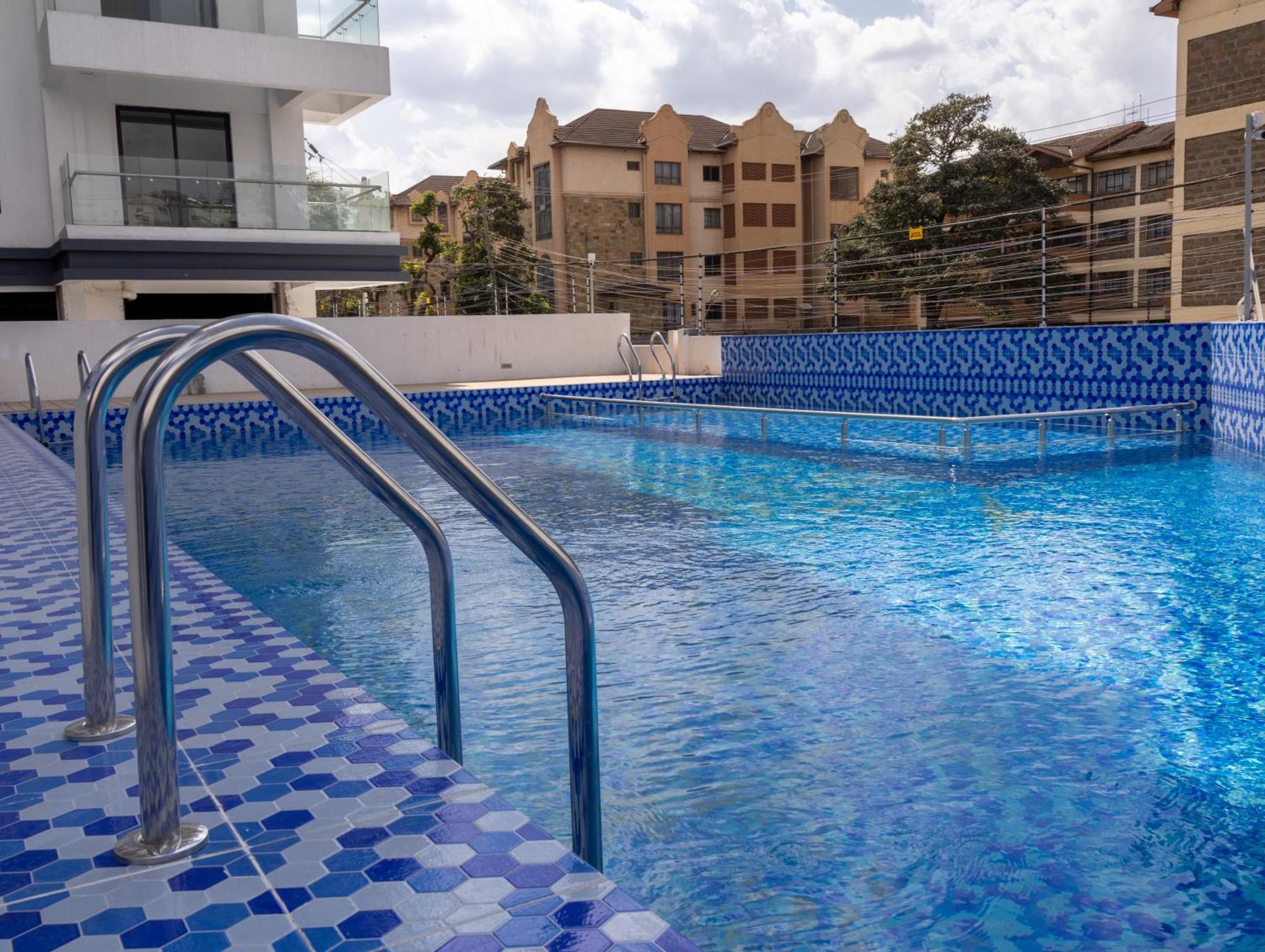 Beautiful Serviced Near Yaya Center * Nairobi
