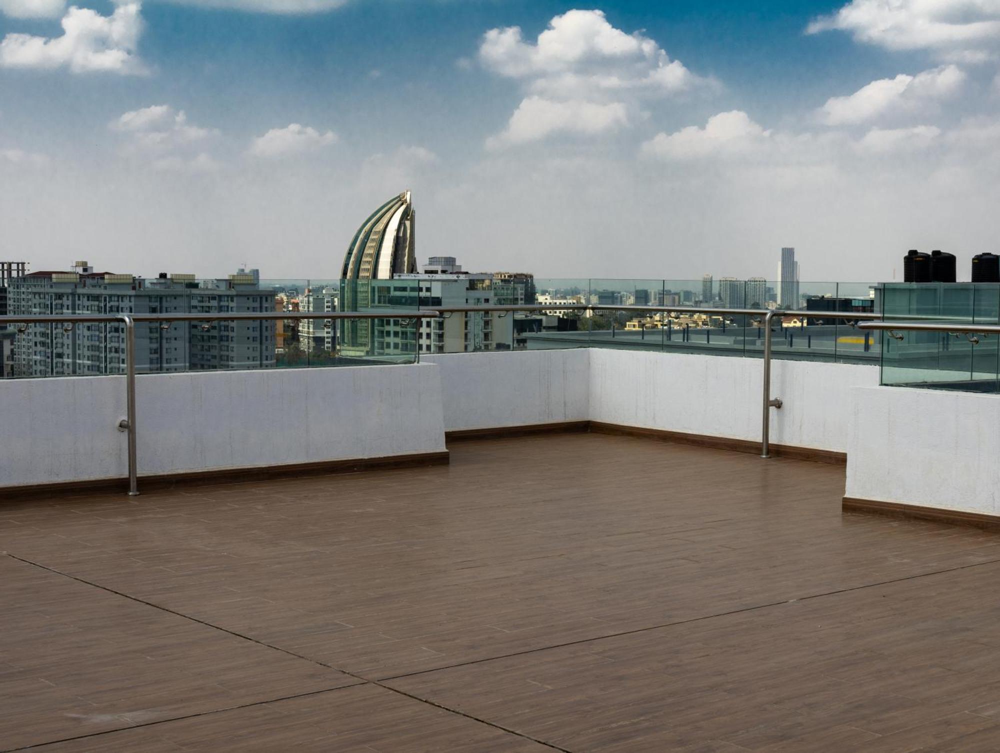 Beautiful Serviced Near Yaya Center Apartment *