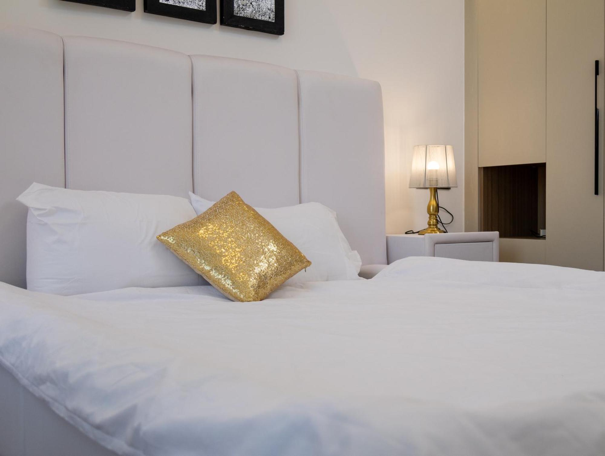 Beautiful Serviced Near Yaya Center Apartment *