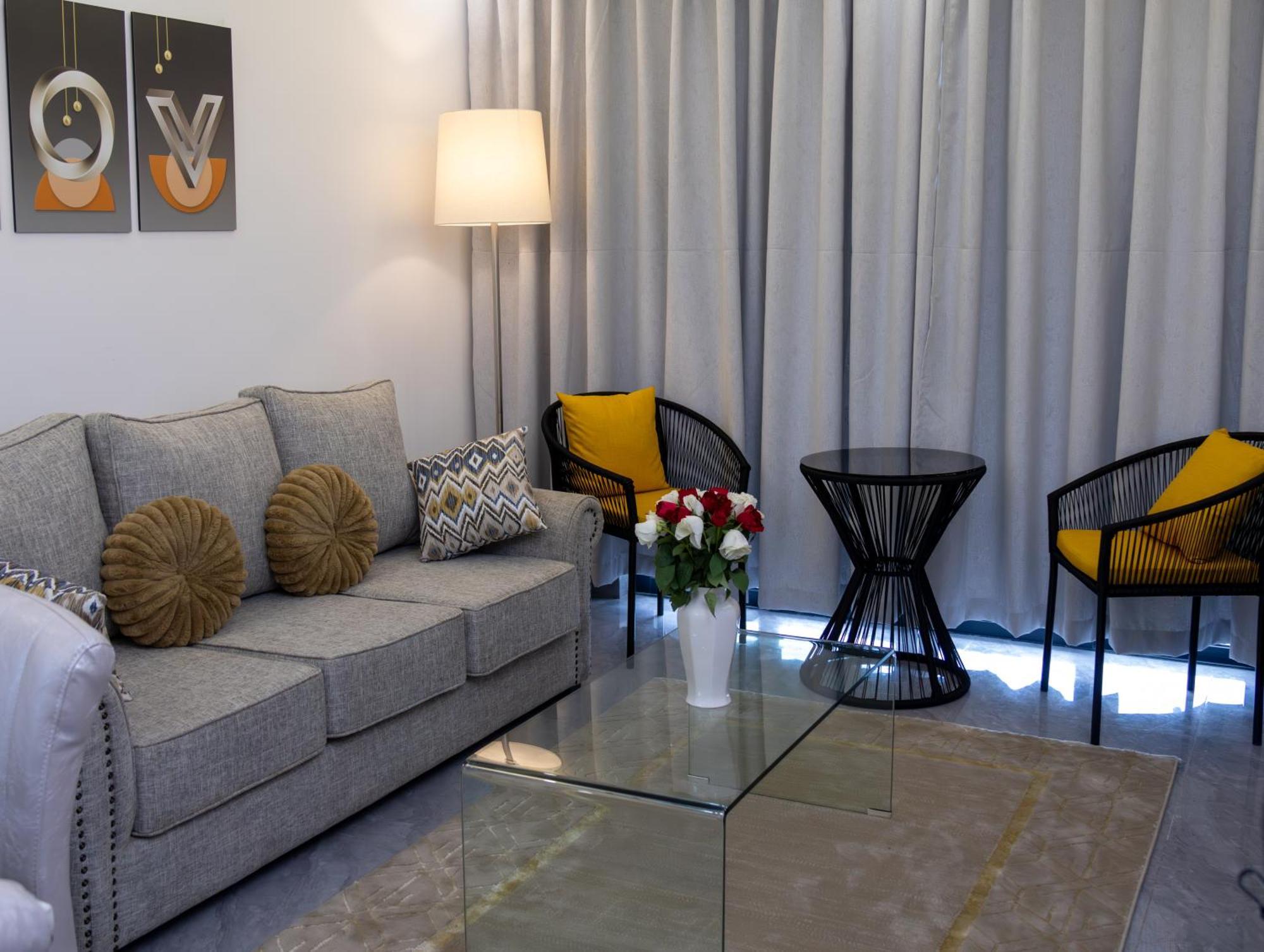 Beautiful Serviced Near Yaya Center