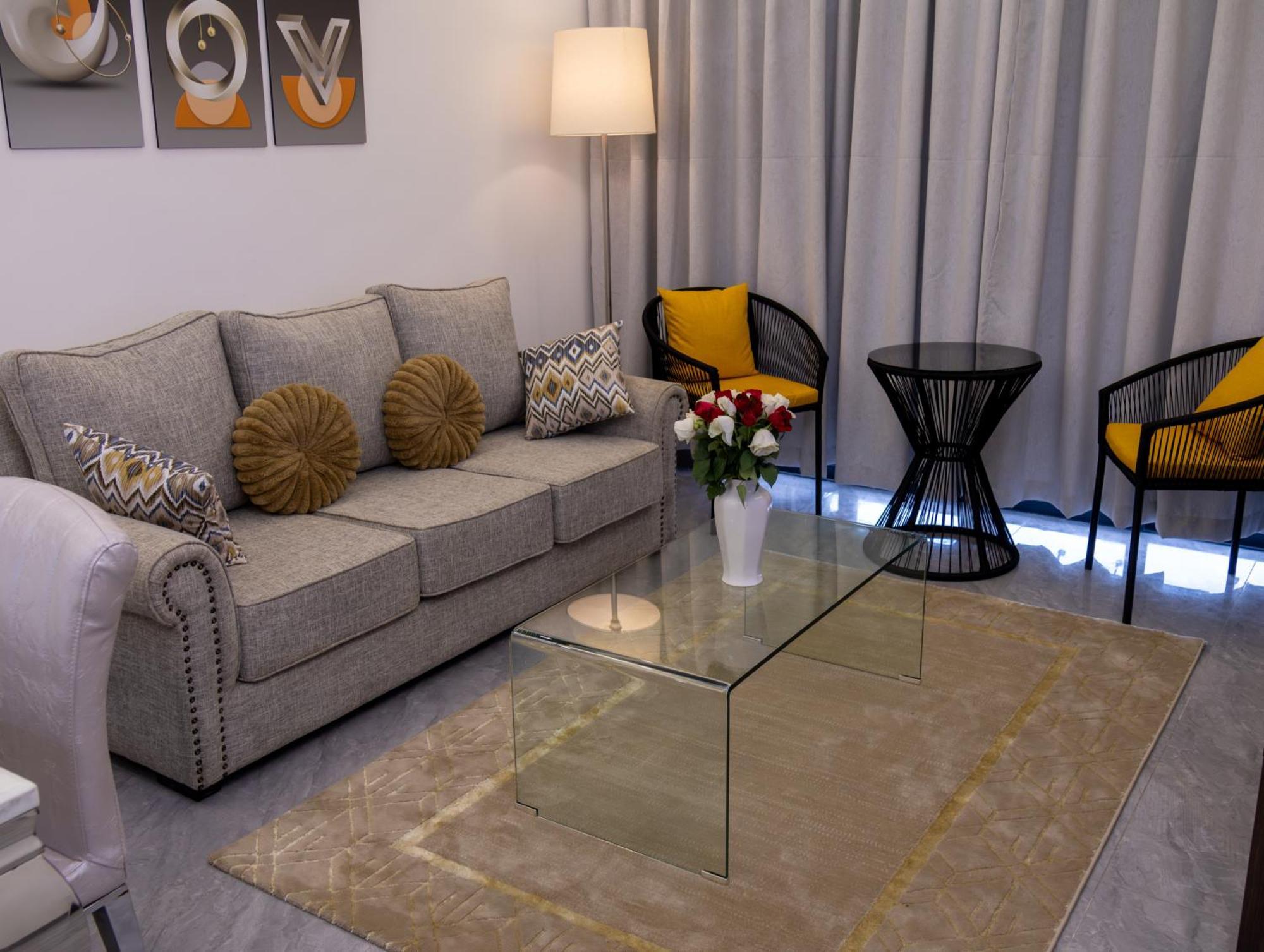 Apartment Beautiful Serviced Near Yaya Center
