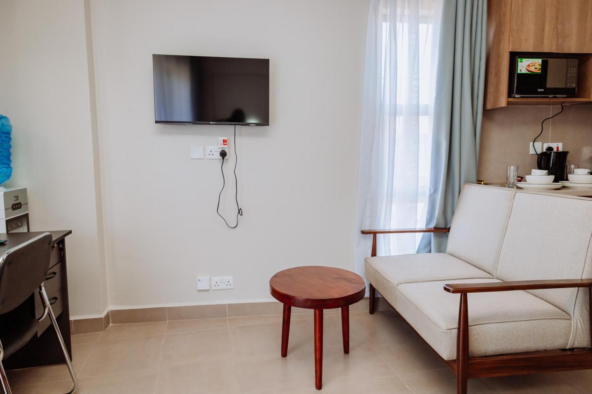 Miiza Realtors Bed & Breakfast *