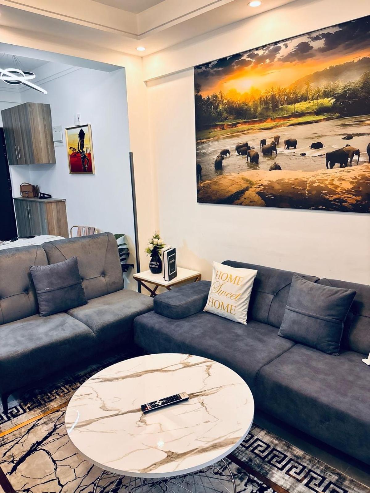 Global Homes And One Bedroom With Dsq, Balcony And Private Gym * Nairobi