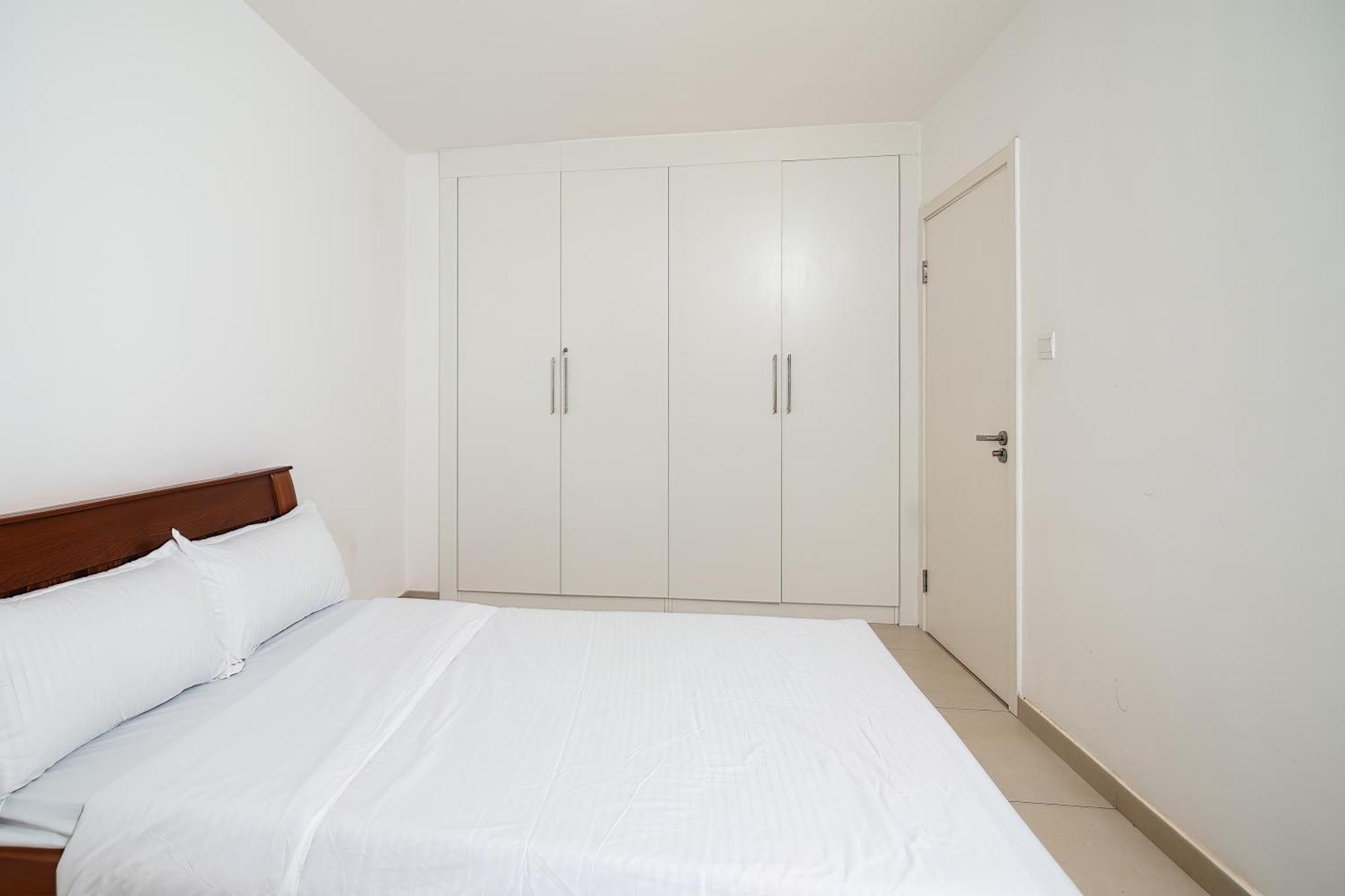Luxury Pool & Fast Wifi Apartment