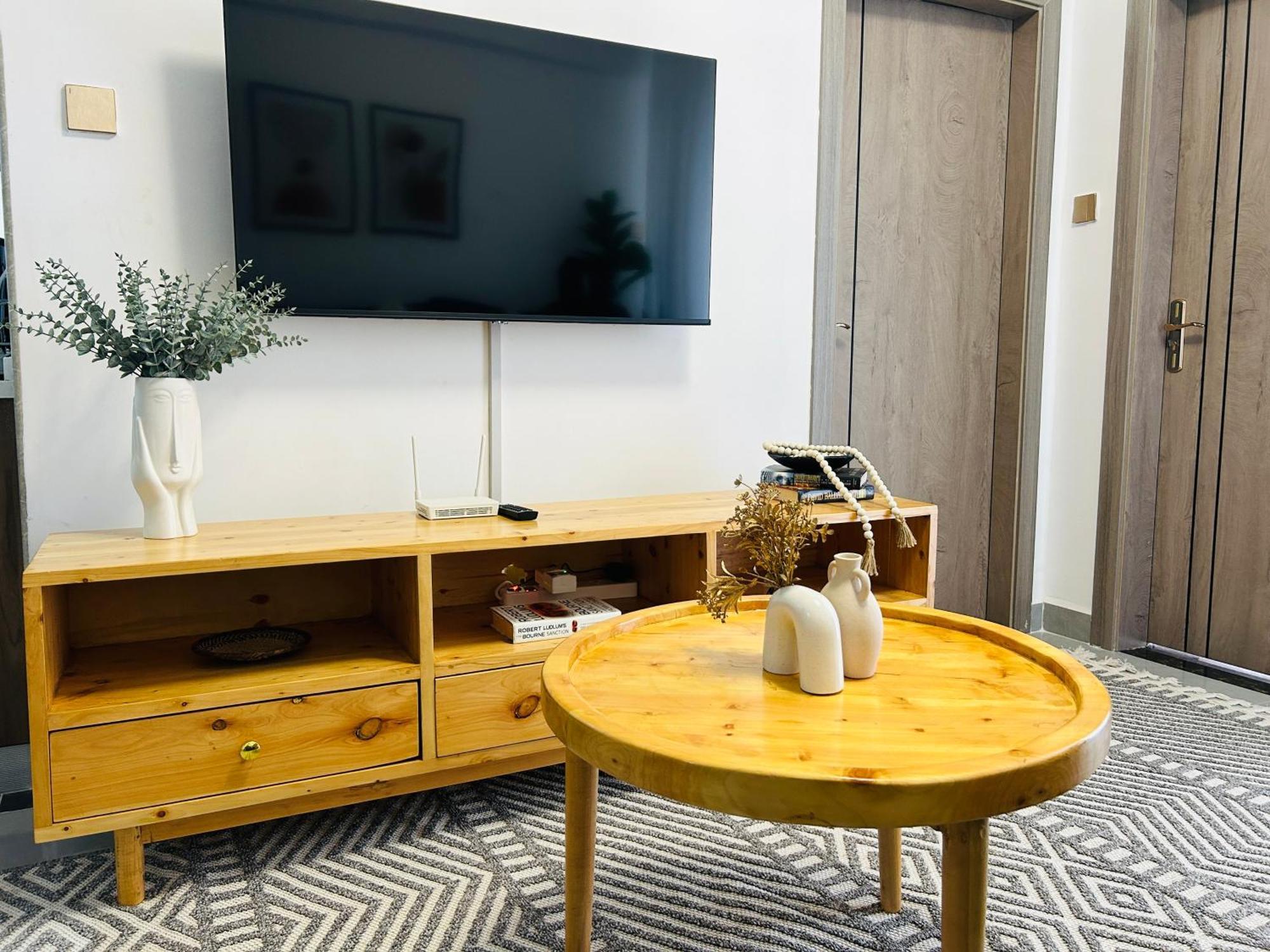Apartment Manhattan By Edmor Nairobi