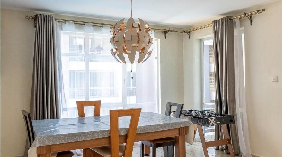 Apartment Stylish & Lavish 3 Bedroom Near Junction Mall